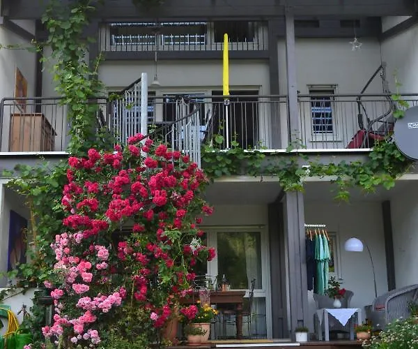 Haus Woogart アパート